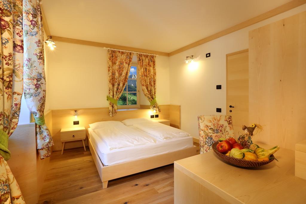 Agriturismo Eredi Di Cobelli Aldo Nave San Rocco Pokoj fotografie